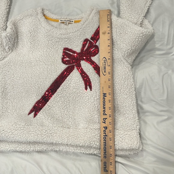 🎄🎅Christmas Sweater!  Juniors Large - Picture 4 of 5